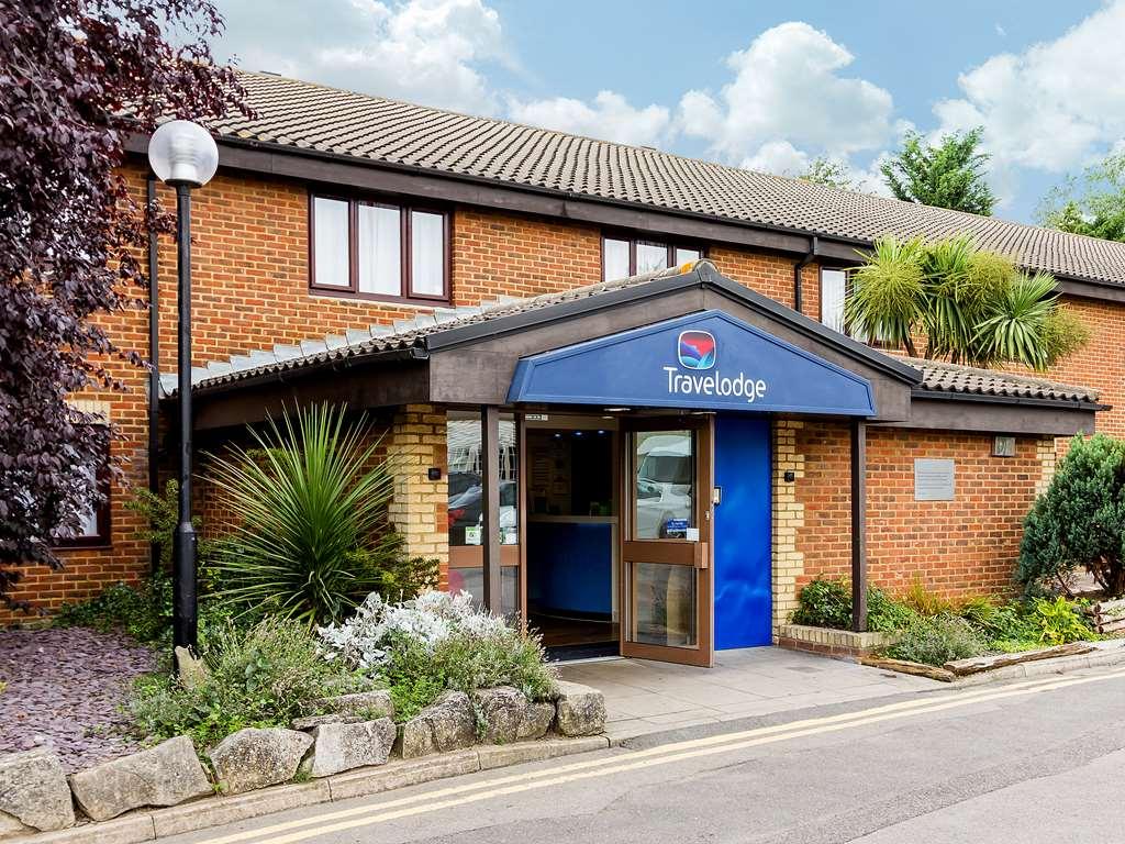 Travelodge London Wimbledon Morden Morden  Dış mekan fotoğraf