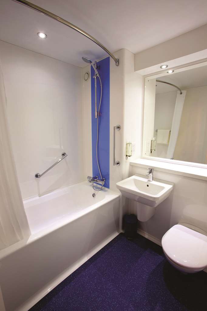 Travelodge London Wimbledon Morden Morden  Oda fotoğraf
